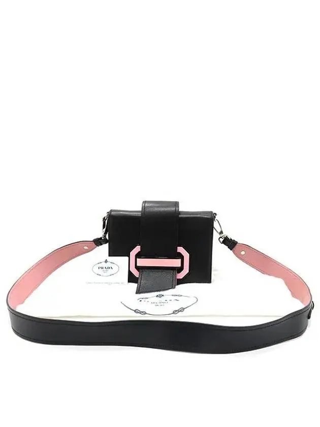 1BD067 Shoulder Bag