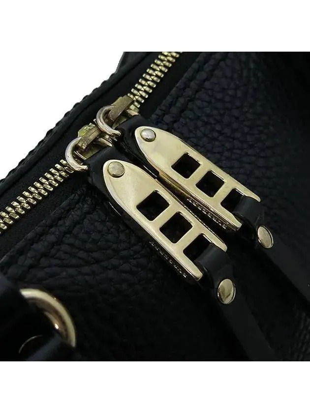 3887064 shoulder bag