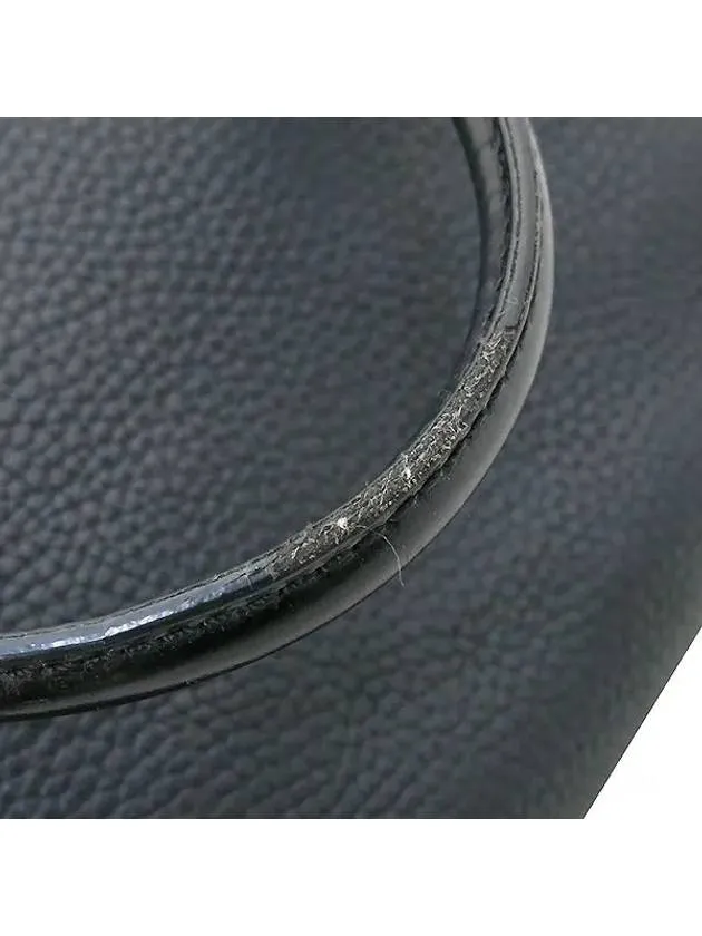 3887064 shoulder bag