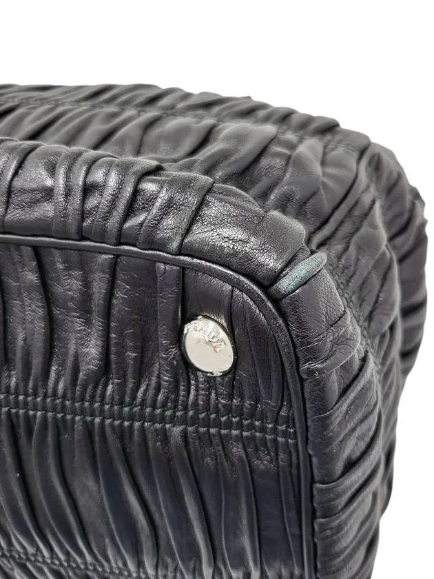 Black B2599L Nappa Goffre Shoulder Bag Strap