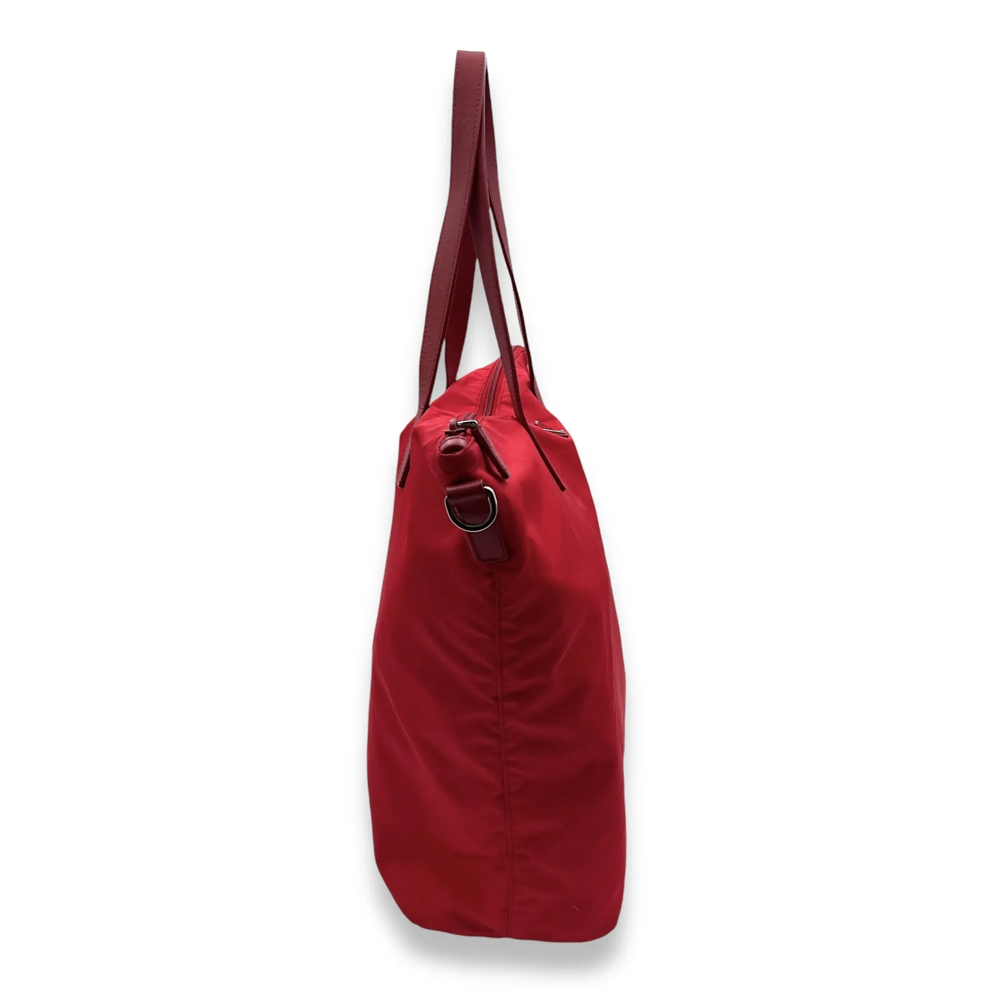 Logo Tote Bag Red in Nylon, Silver hardware