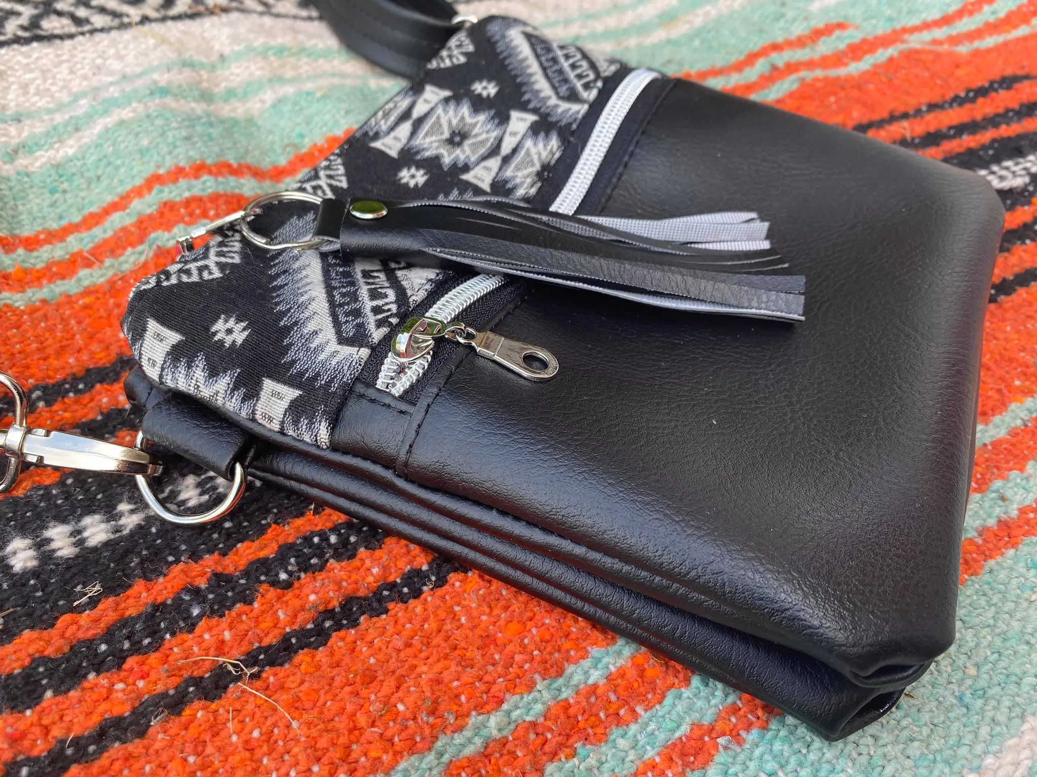 Pakana Convertible Bag PDF Pattern – Intermediate Level Design that is Stylish and Versatile