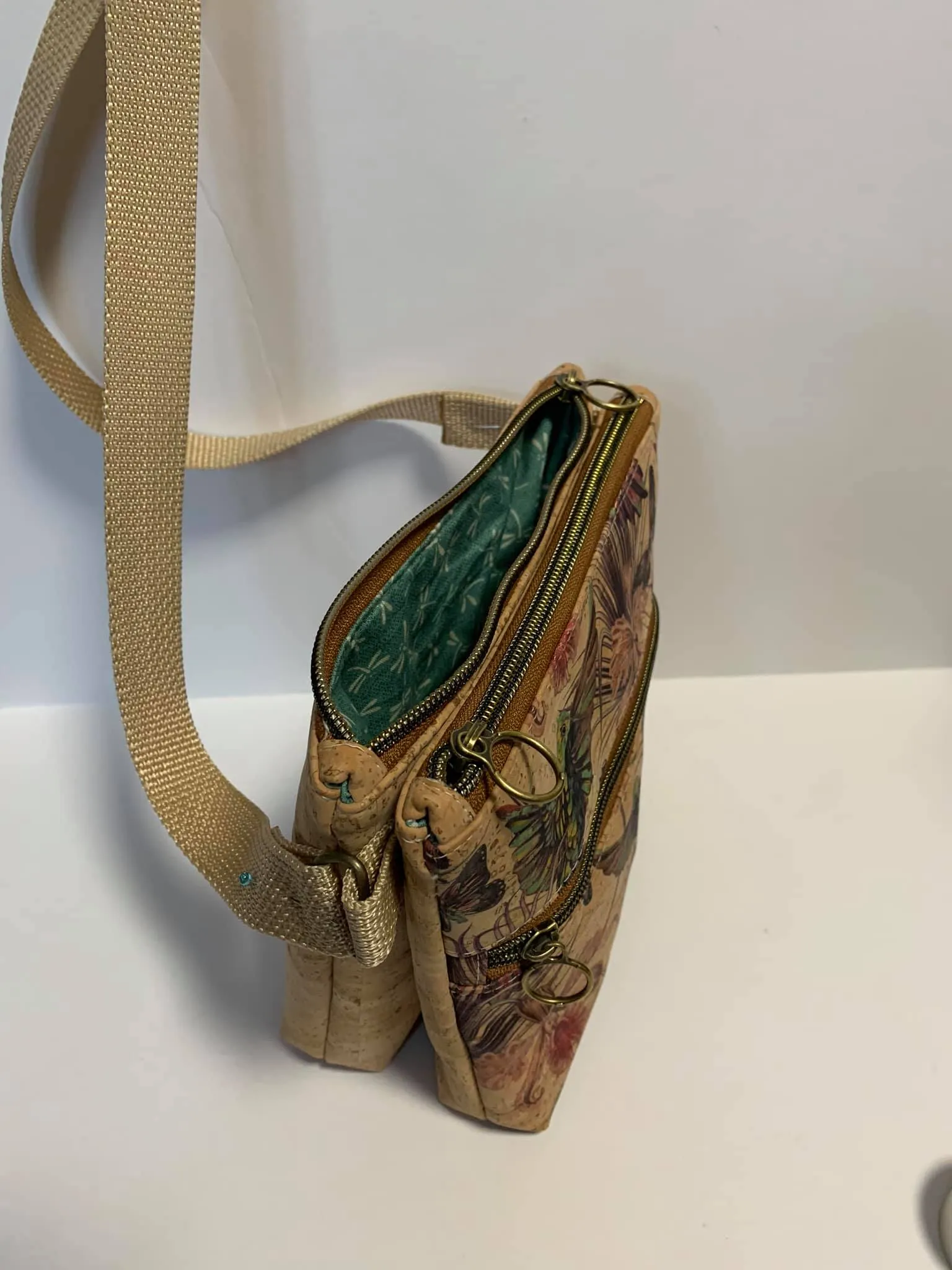 Pakana Convertible Bag PDF Pattern – Intermediate Level Design that is Stylish and Versatile